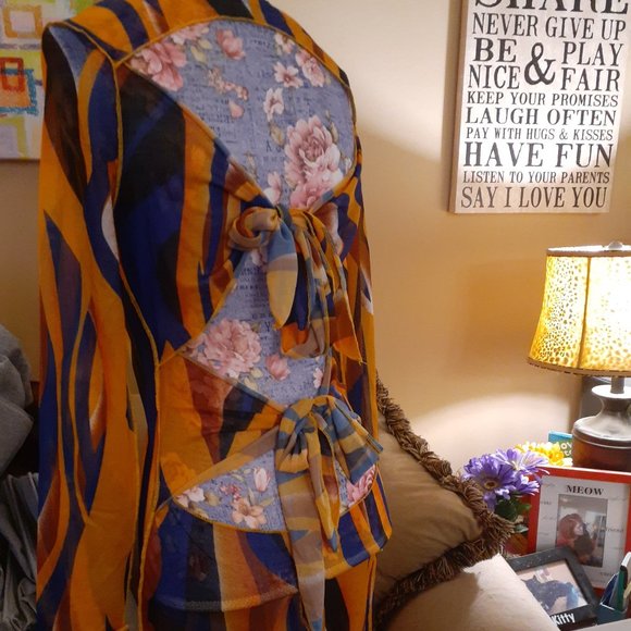 SALE!! Brand New Dress-S - Picture 2 of 2